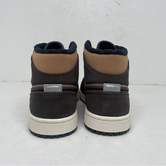 Nike Air Jordan 1 Retro Mid SE “Dark Chocolate” 2022 - Picture 4 of 4